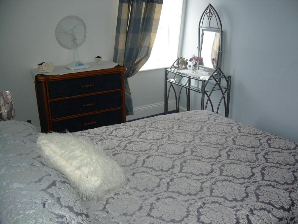 Bayview Guest House Saint Helier Room photo